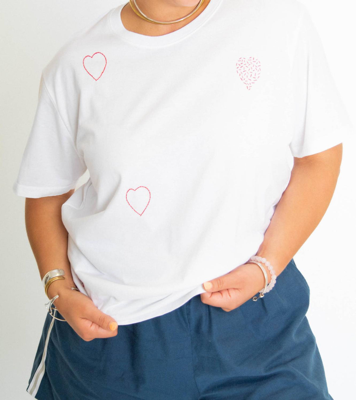Cats With A Heart - Madre Tee