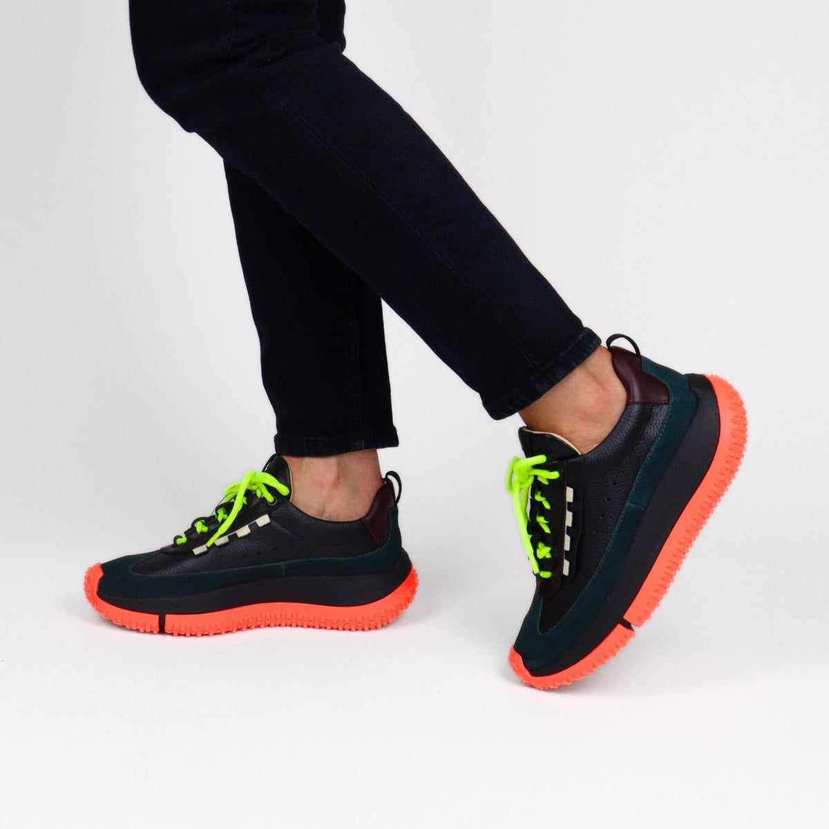 4Ccccees - Women's Onyx Tumbled Leather