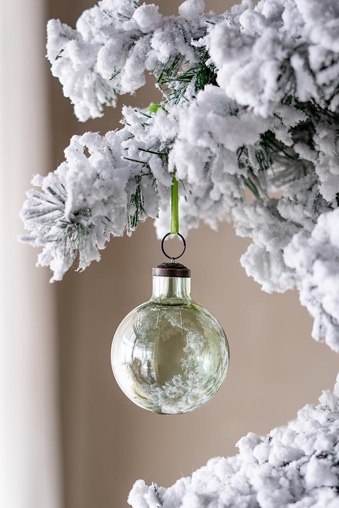 Set of 12 Elegant Green Glass Christmas Bauble – Classic Holiday Décor