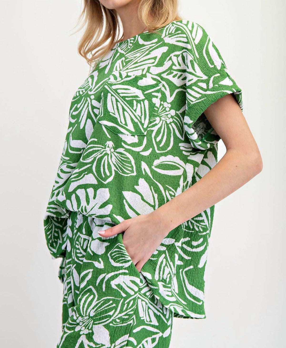 Easel - Tropical Popcorn Knit Top - Plus