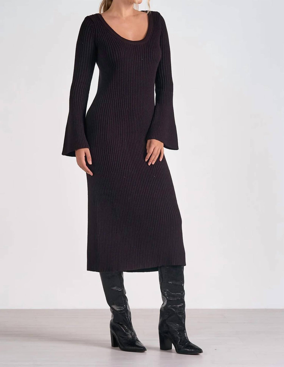 Elan - Long Scoop Neck Maxi Dress